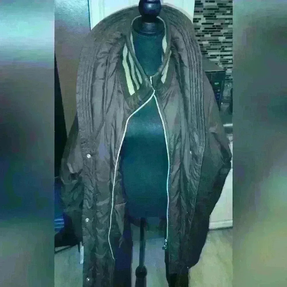 Coogi puffer jacket 4X. Vintage coogi. Perfect condition. Beautiful stylish jack - Picture 11 of 13